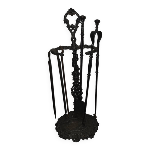 Ancien nécessaire de cheminée en fonte
