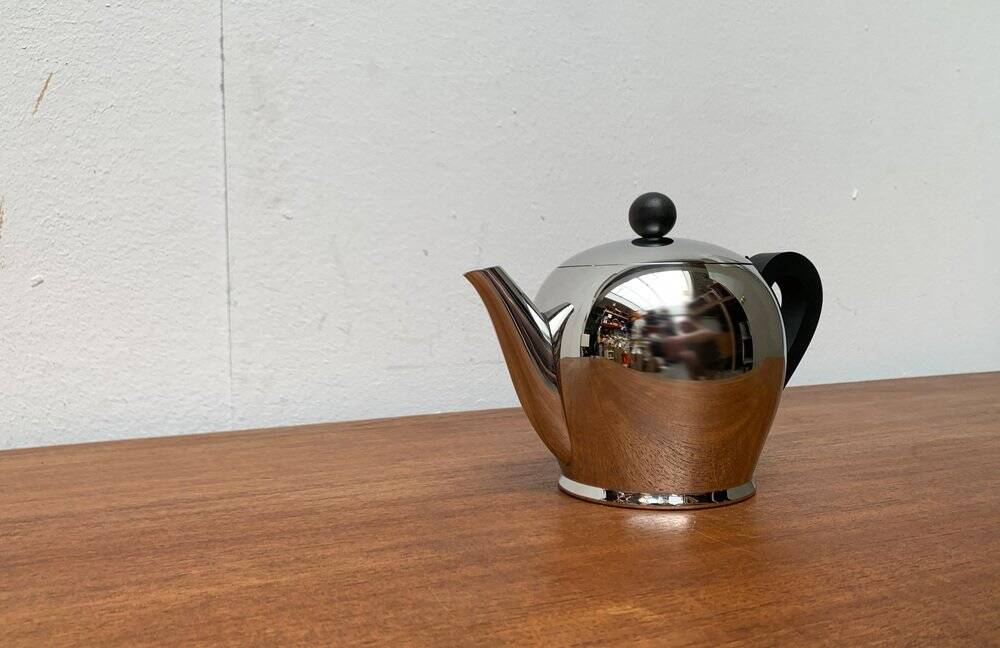 Postmodern Italian Bomb Teapot in Stainless Steel and Bakelite by Carlo Alessi for Alessi