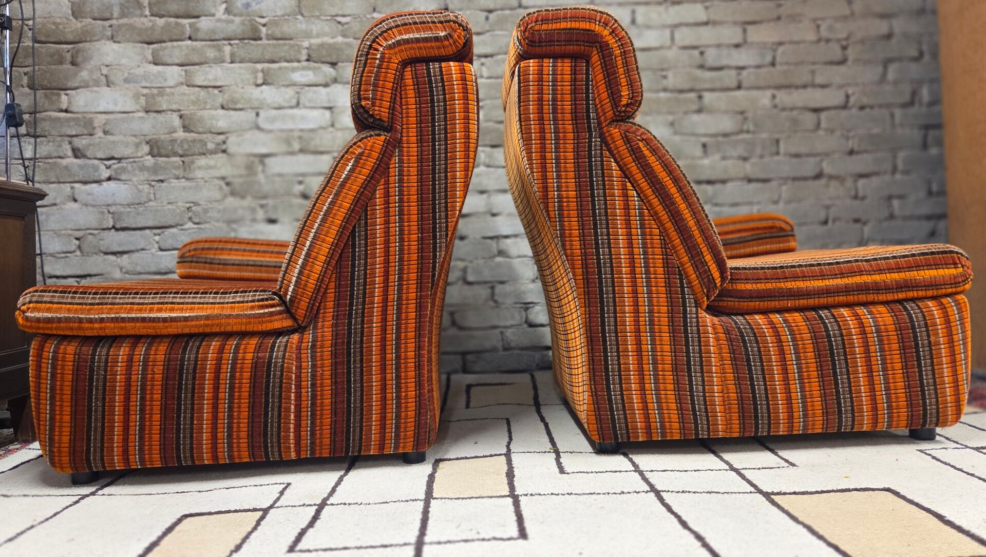 Pair of vintage 1970s modular armchairs – striped orange fabric