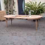 Oval table +3 extensions