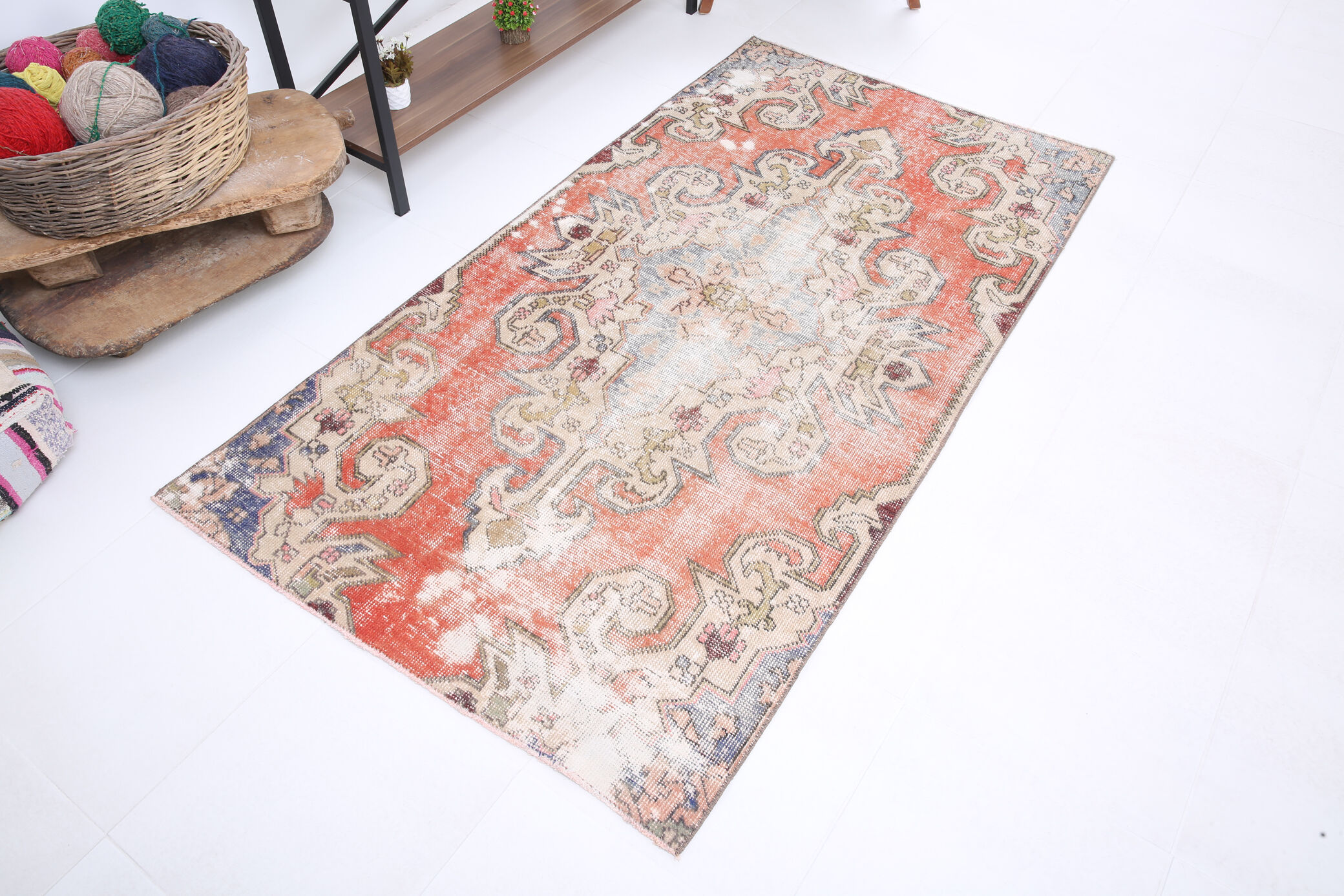 3x6 beige and red carpet rug