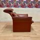 Fauteuil design cuir ajustable et modulable.