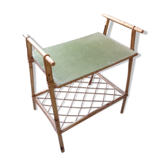 Serving table