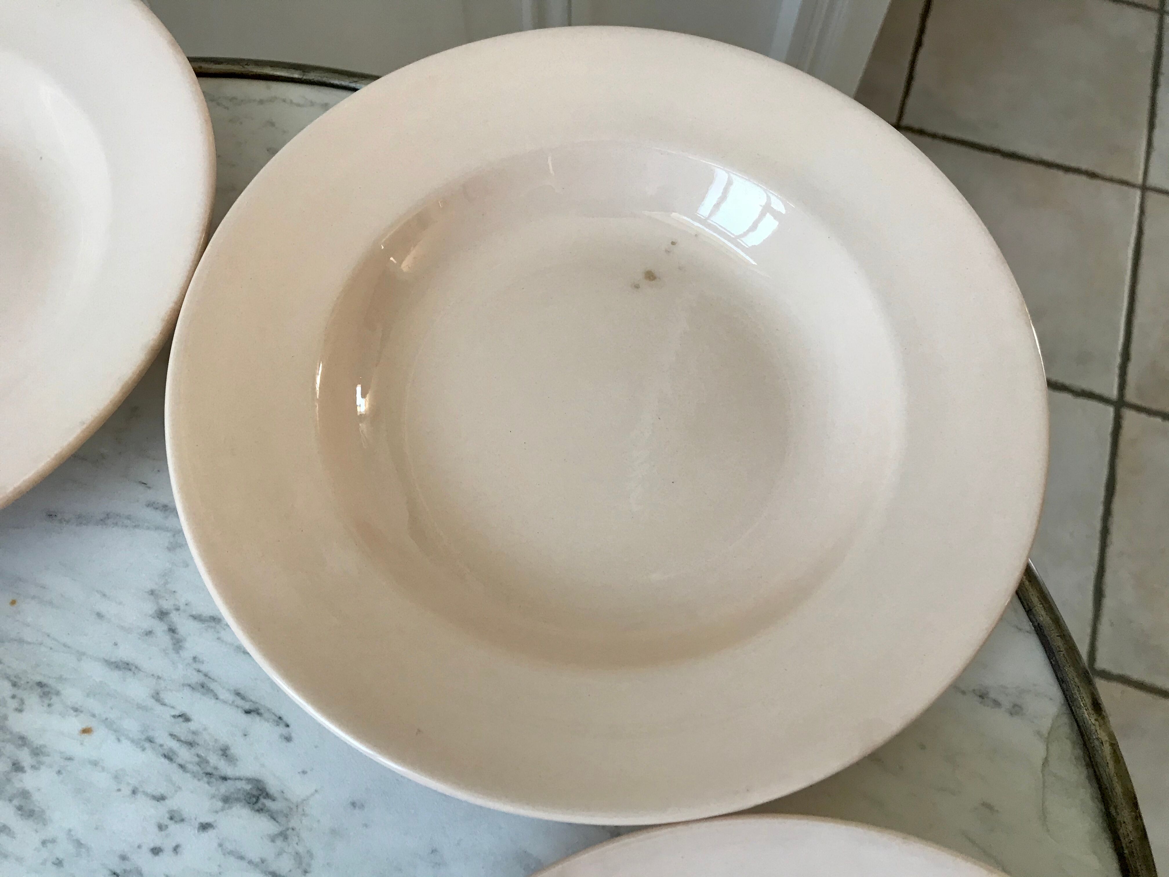 Lot de 5 assiettes creuses rose pâles Digoin Sarreguemines années 40