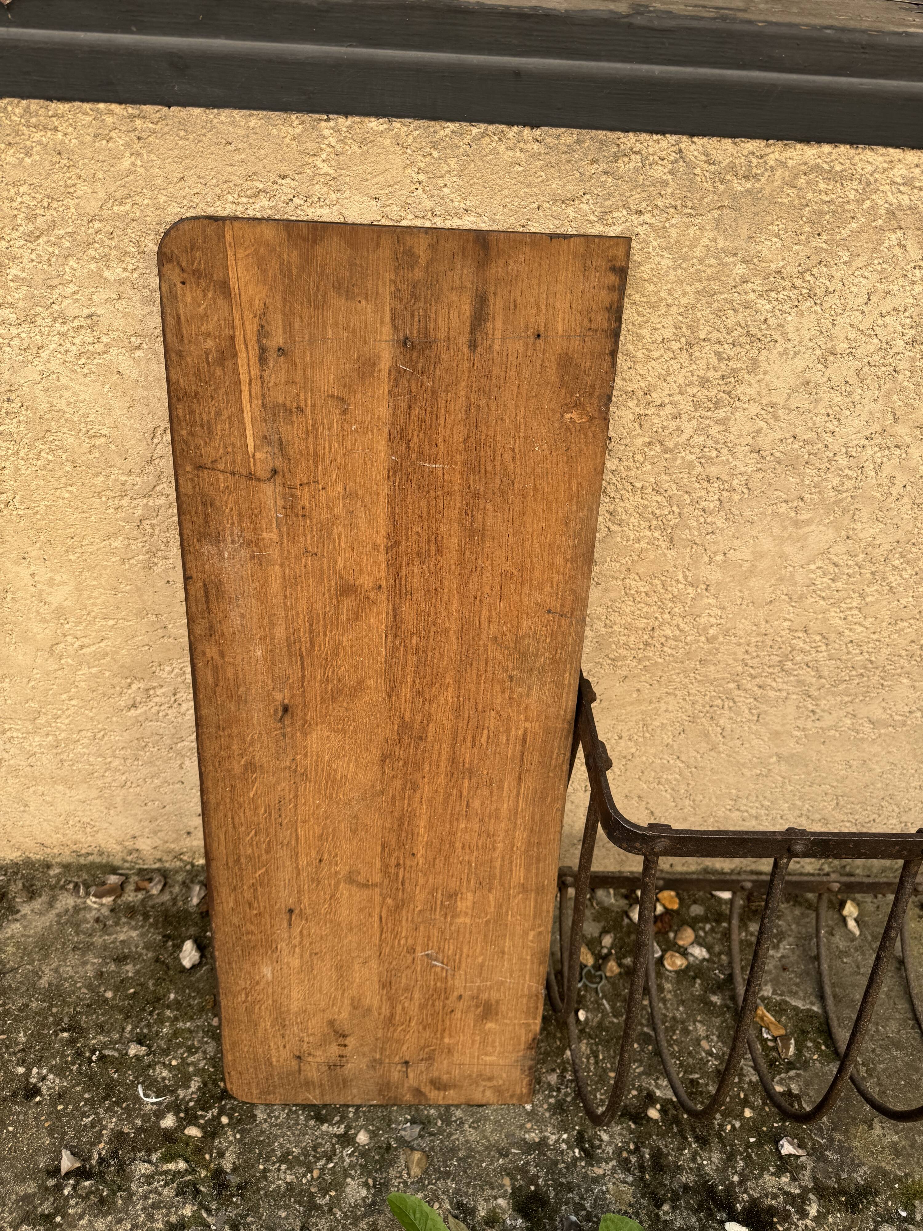Old iron and wood console measures approximately: height 45 cm length 80 cm, depth 30.5 cm