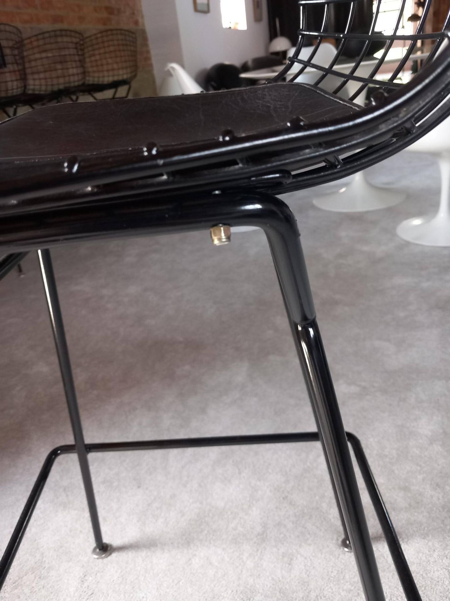 Set of 4 barstools by Harry Bertoia for Knoll, 1980
