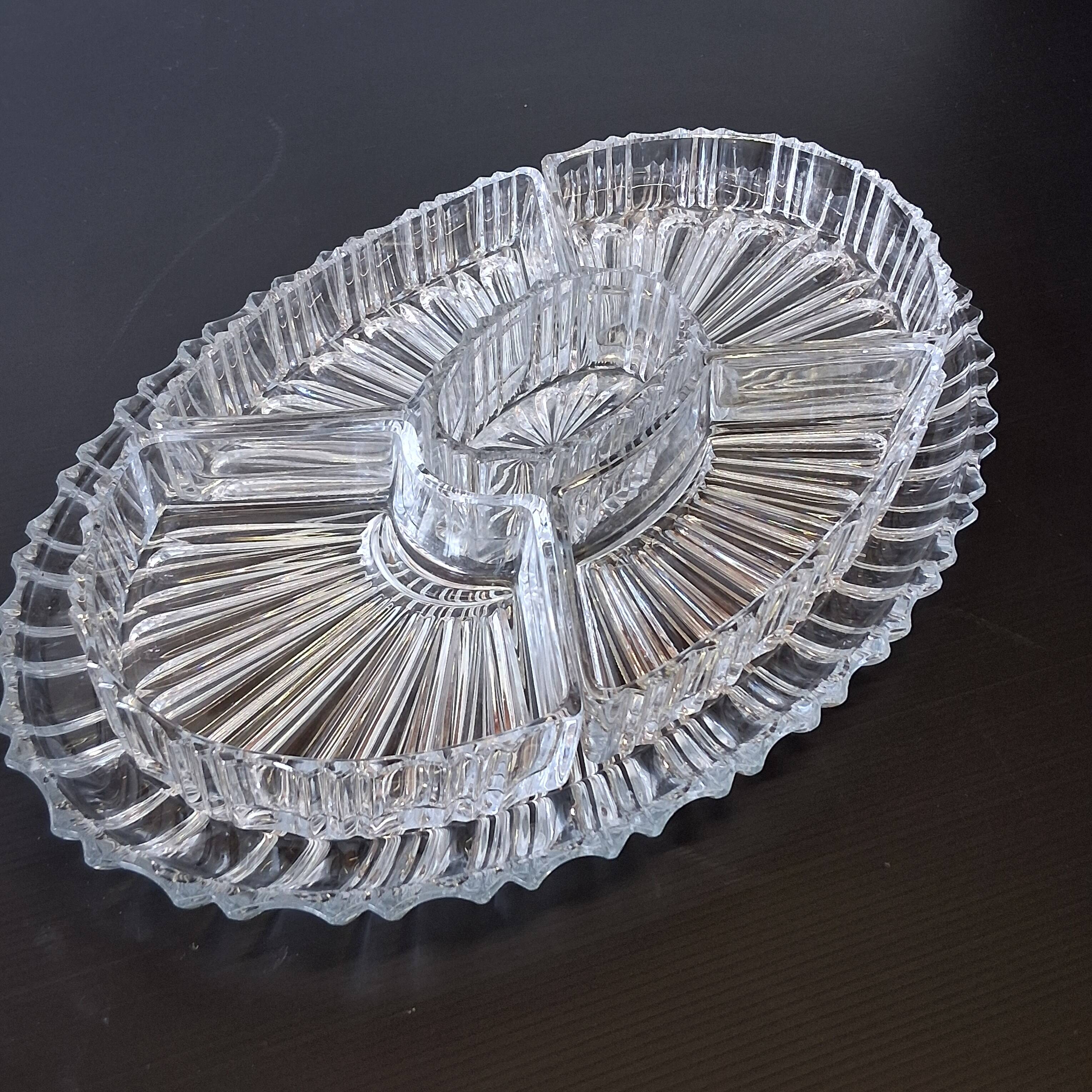 Very nice old glass hors d'oeuvre dish.