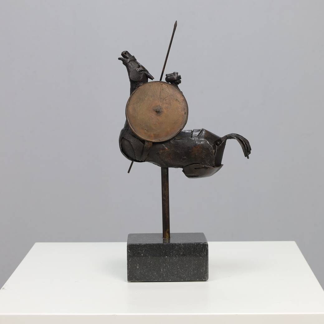 Sculpture “Between Heaven and Earth” by Jaroslawa Dankowa