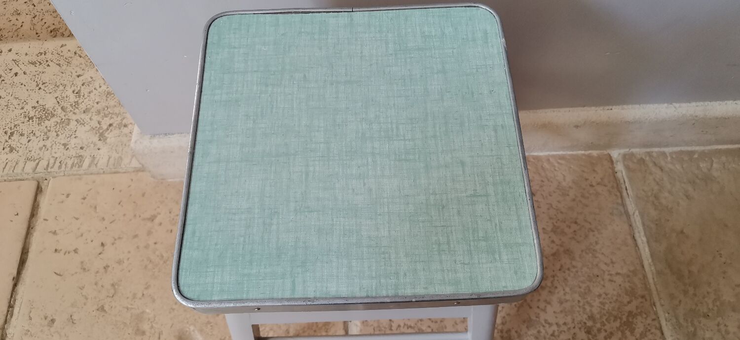 Formica chest stool