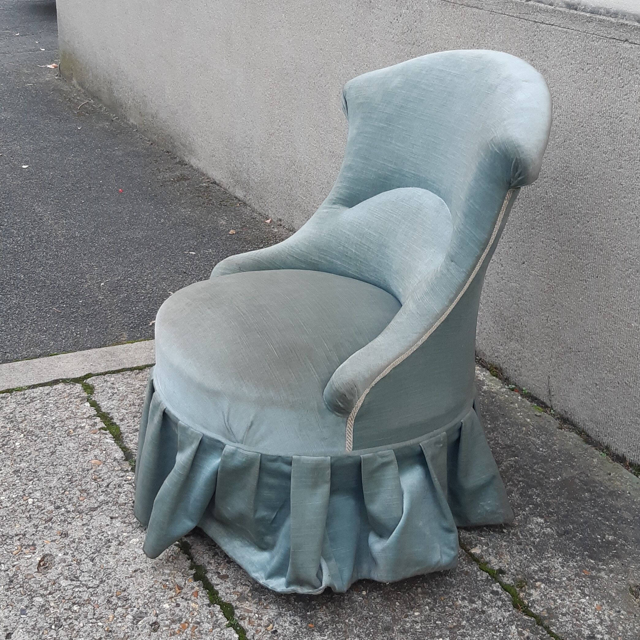 Chauffeuse crapaud en velours