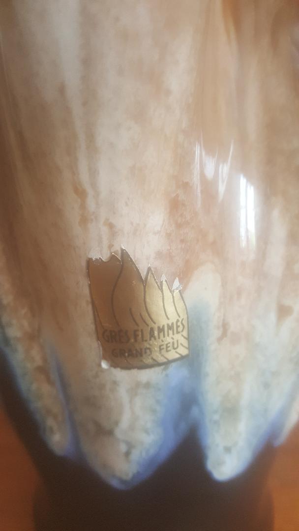 Vintage vase draped shape in flamed sandstone