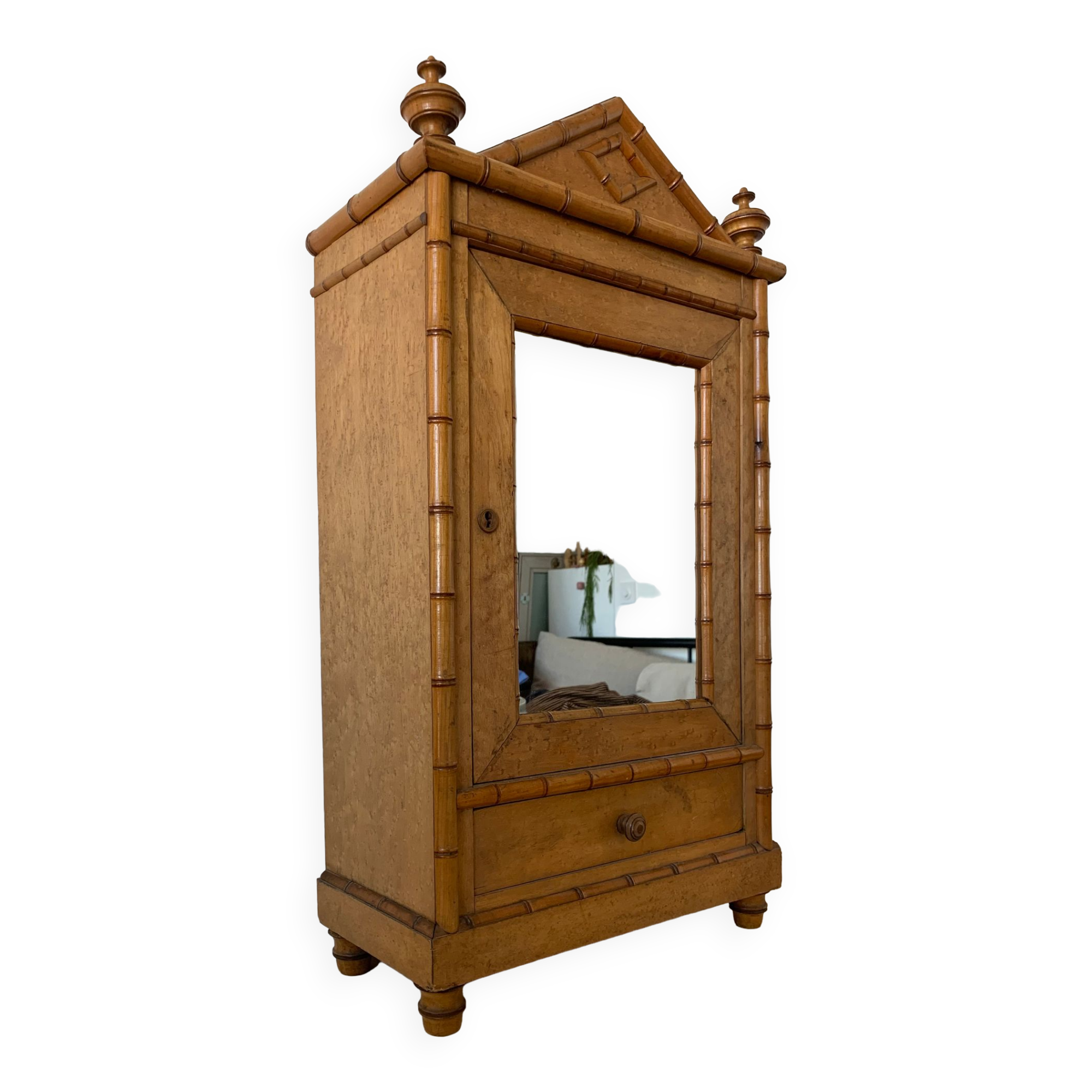 Napoleon III wardrobe