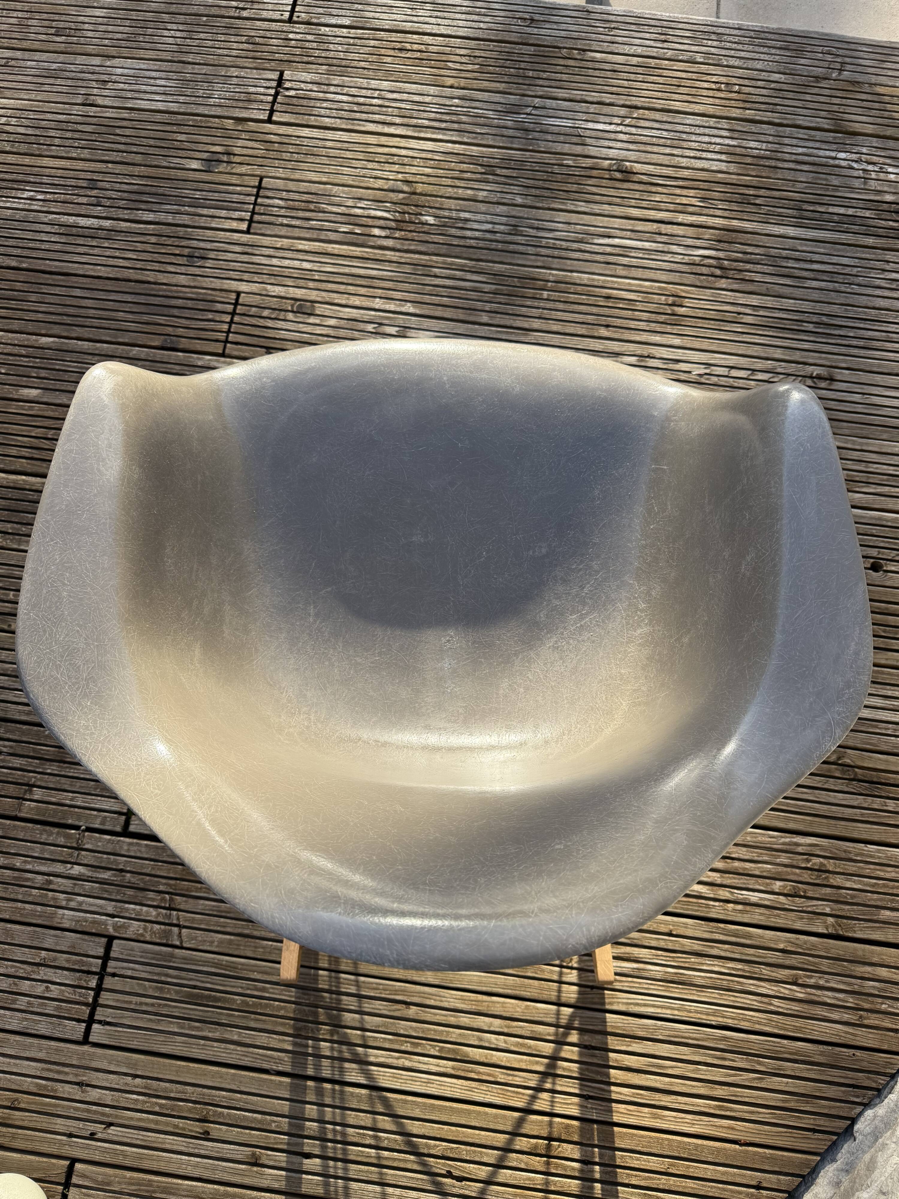 Rar herman miller hide gray charles ray eames 60s design us no vitra