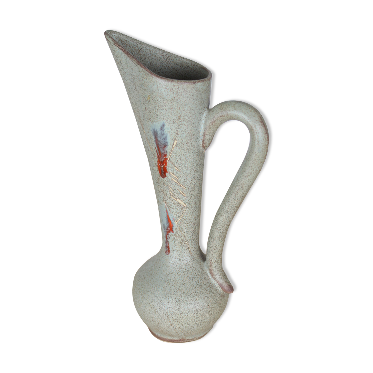 Red patterned sandstone pitcher