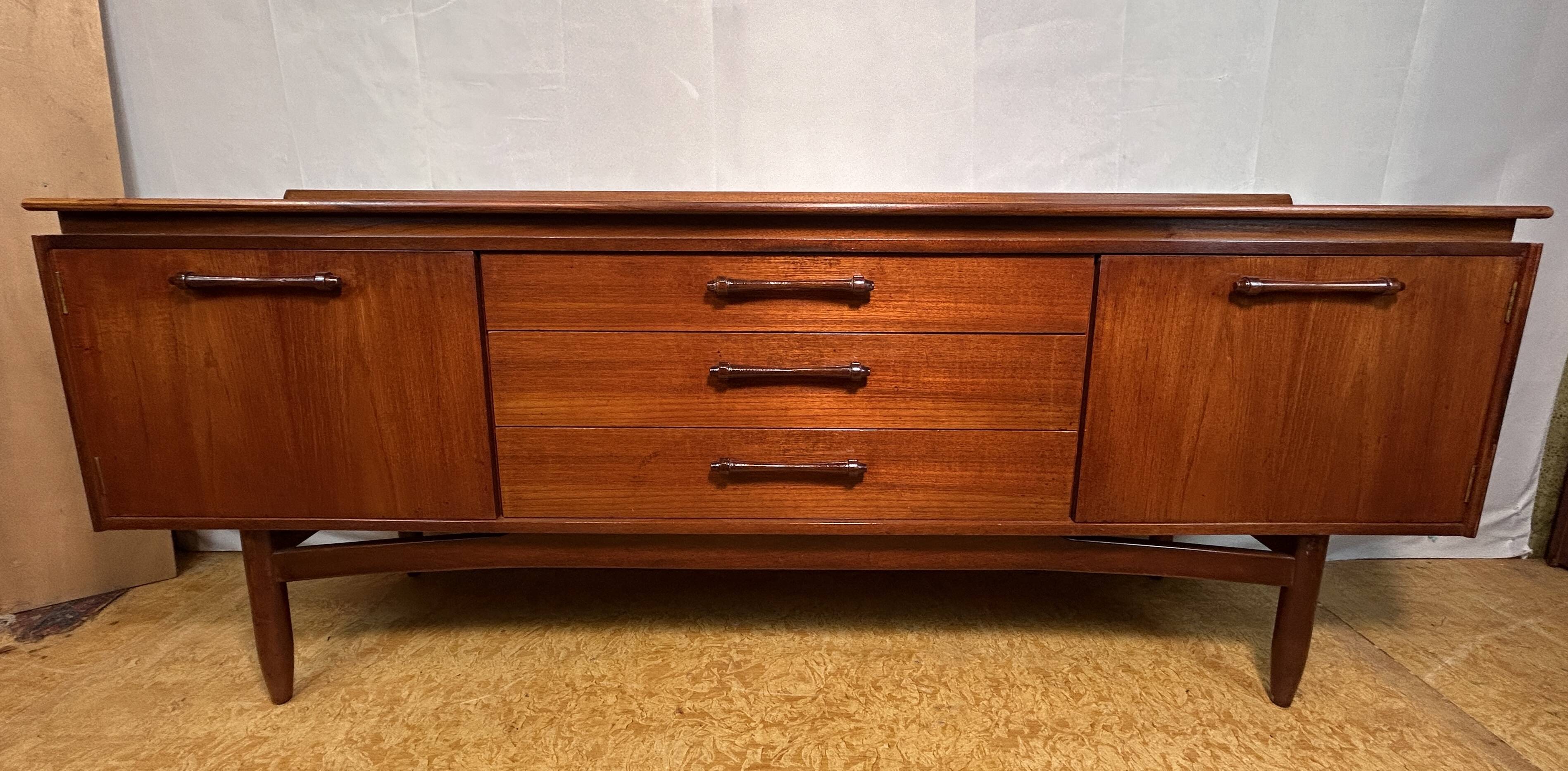 Buffet rétro vintage en teck des années 1960, design scandinave britannique