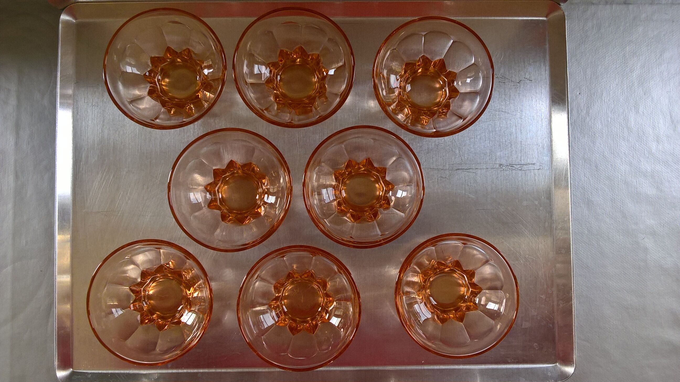 Lot of 8 vintage pink moulded glass cups, 40-50s