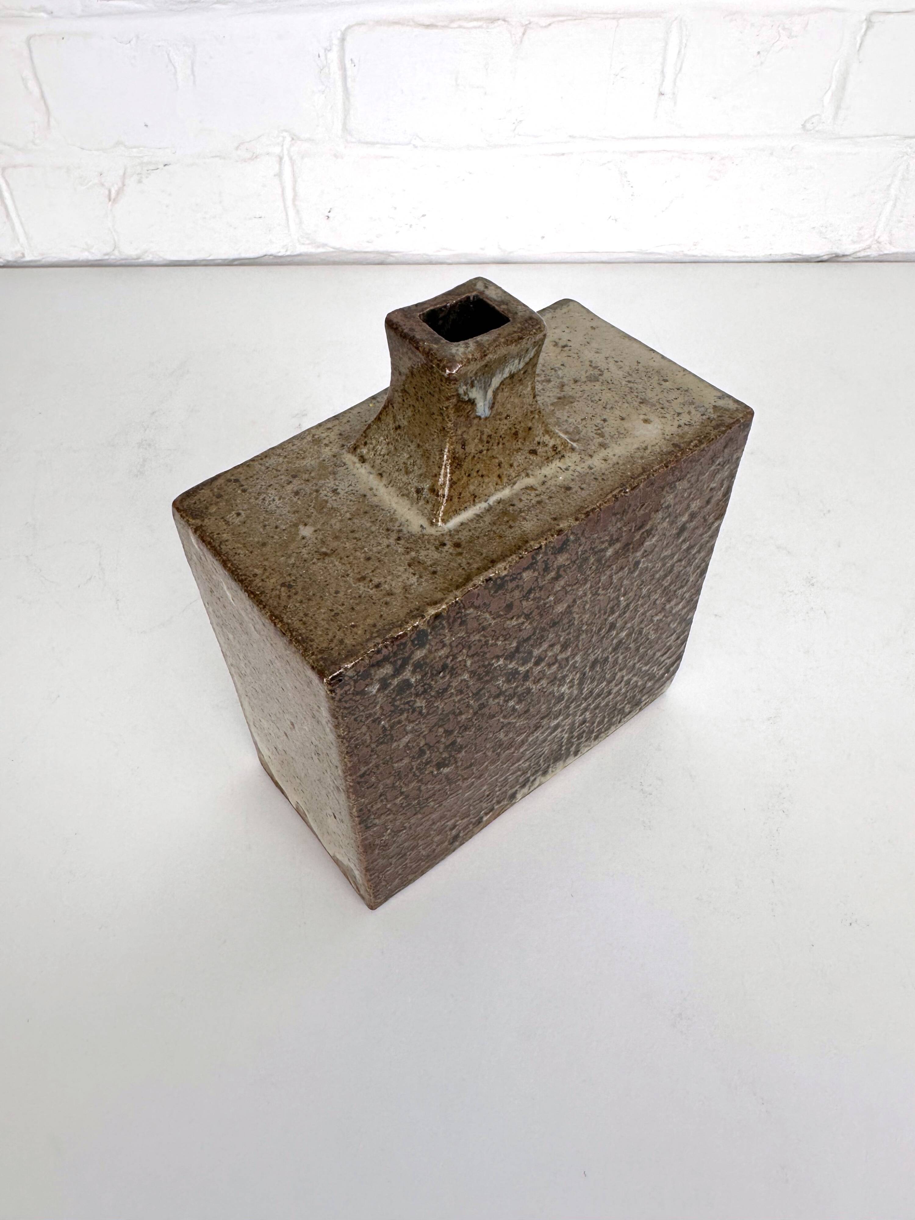 Sculptural stoneware vase in the style of Tatsuzo Shimaoka, Denmark, 1970.