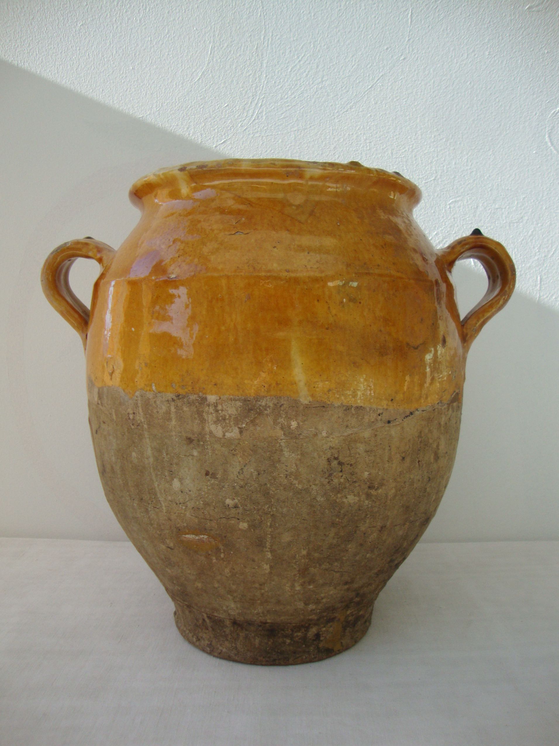 Ancient pot or Provencal jar