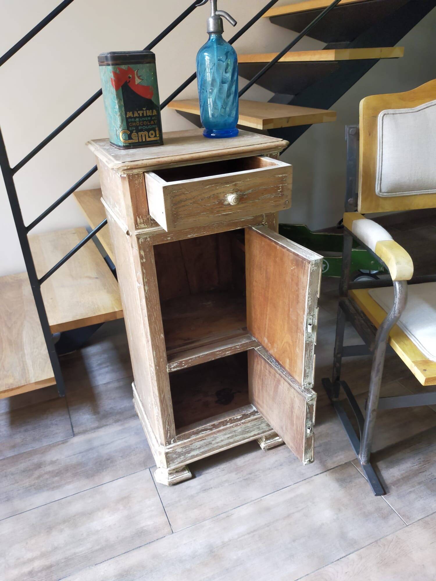 Solid wood storage unit