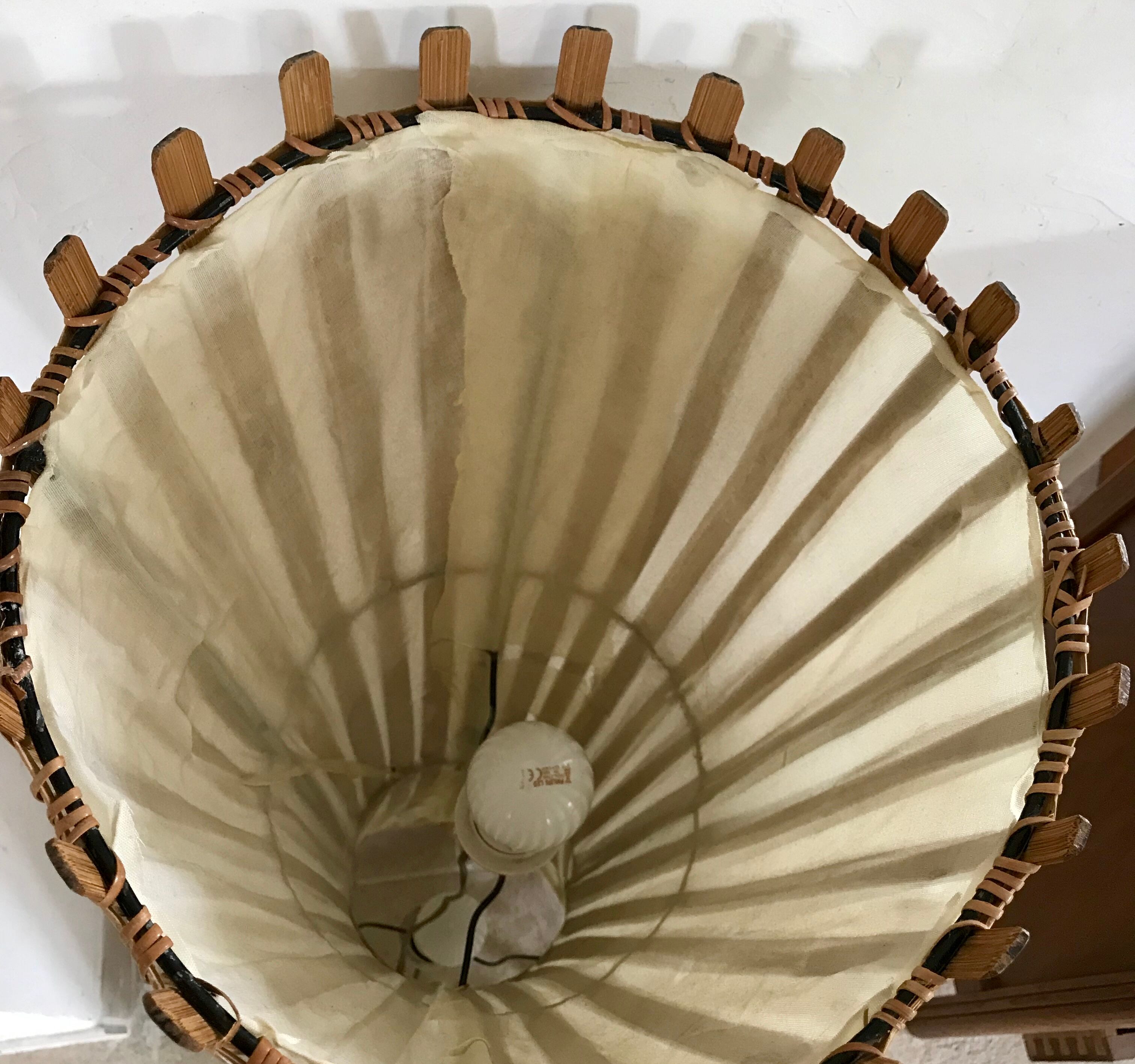 Lampadaire vintage bambou et rotin