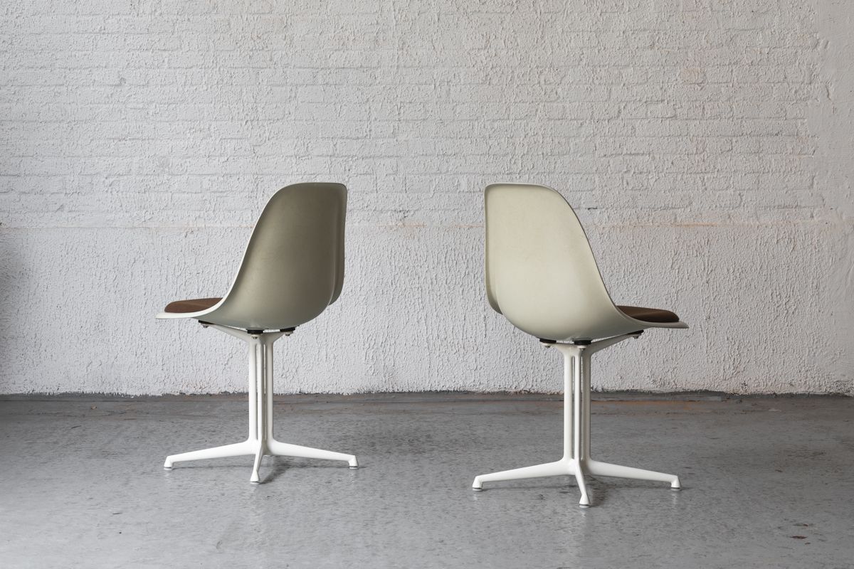 Set of 6 dining chairs 'La Fonda' designed by Charles & Ray Eames for Herman Miller