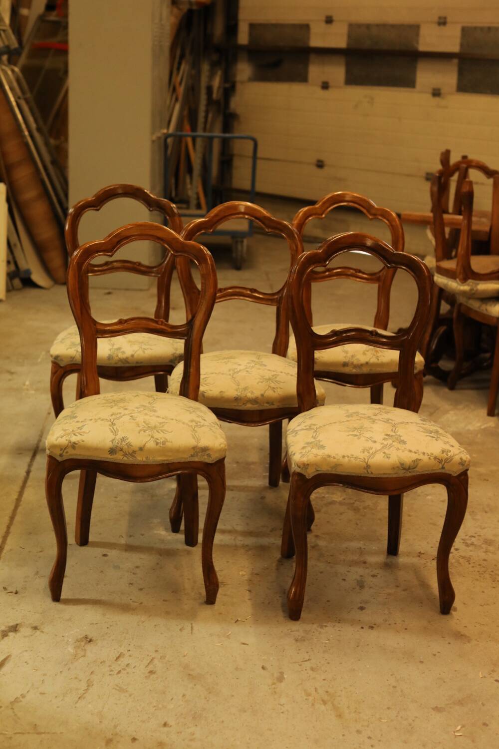 Set of 5 antique Louis-Philippe style chairs – 19th century