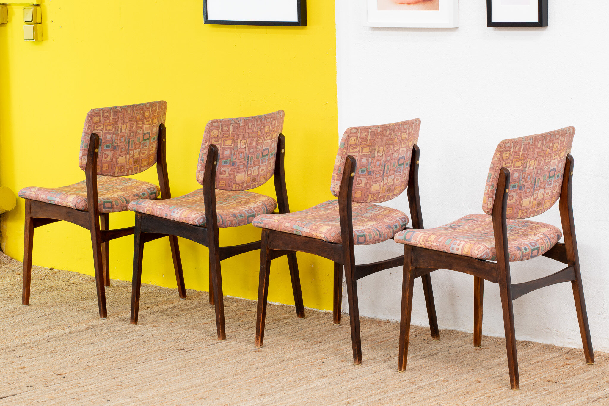 Chaises scandinaves  47 cm