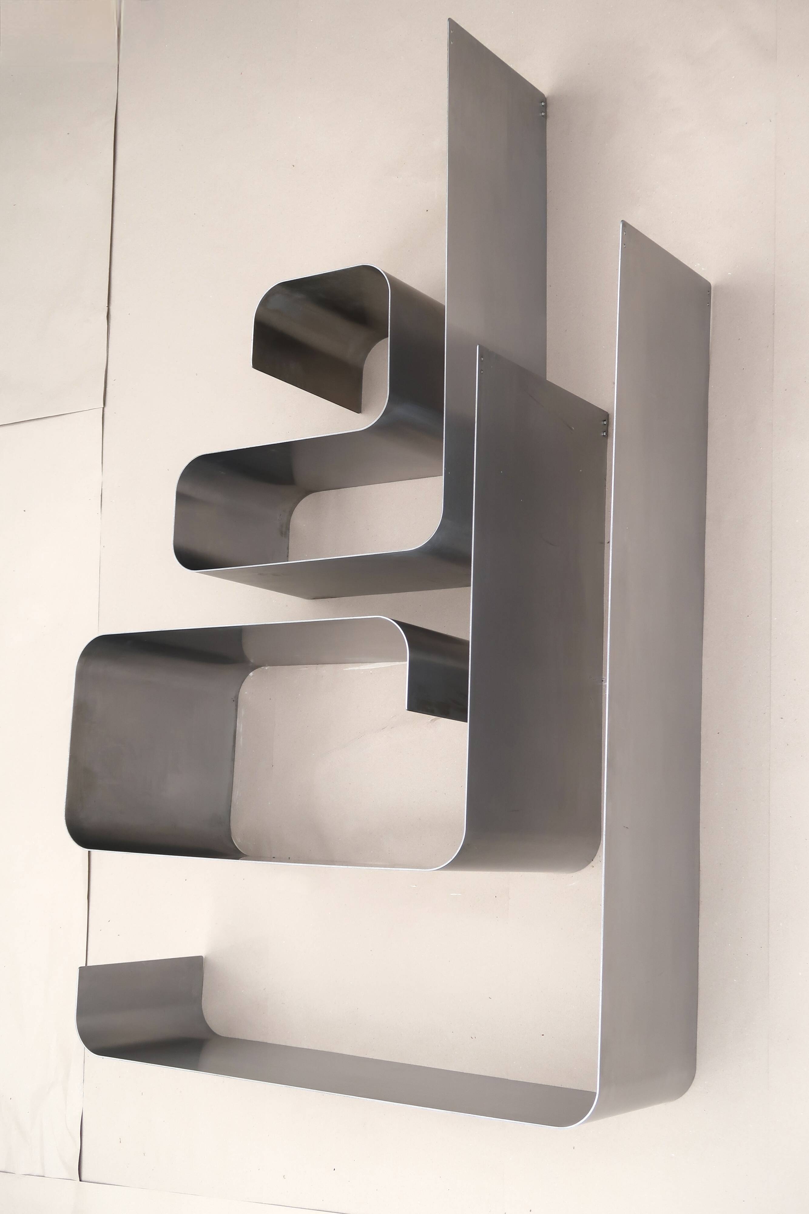 Zig Zag bookshelf by Joelle Ferlande and François Monnet in steel