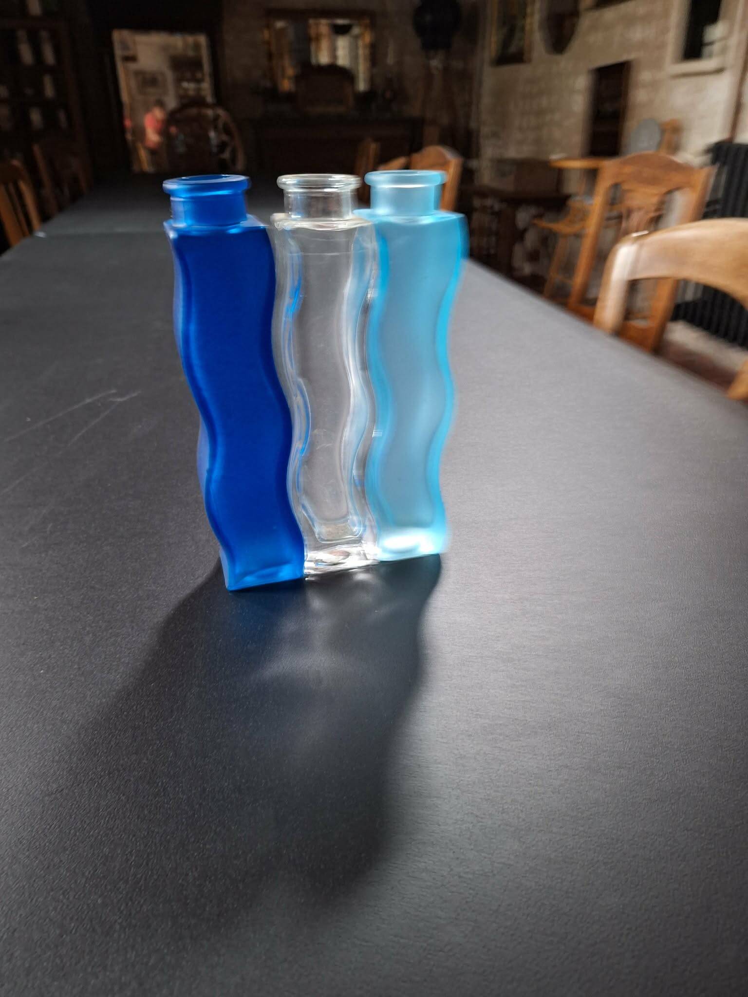 Trio de vases bleus