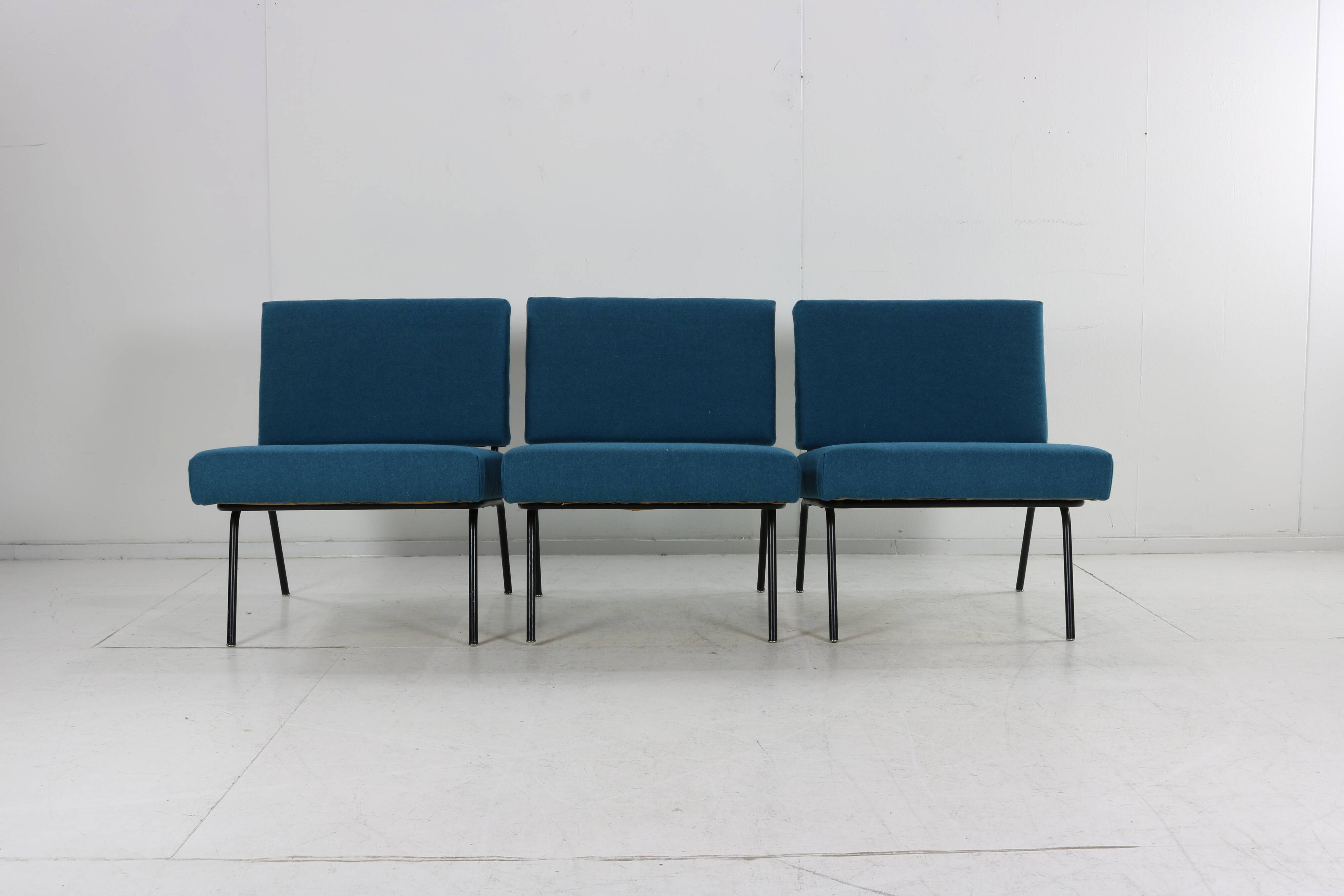 Set of three model 31 easy chairs by Florence Knoll
