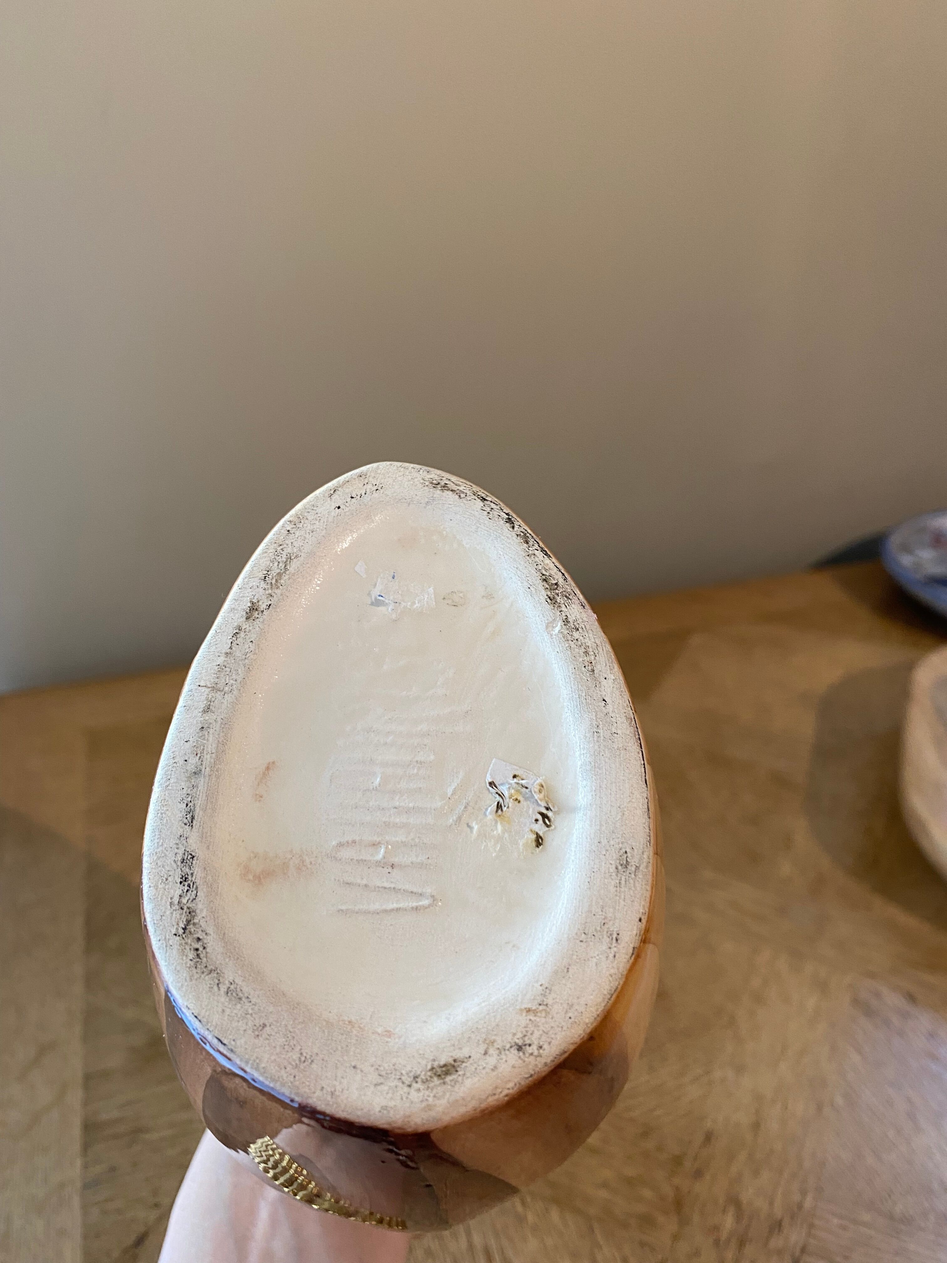 Ceramic bottle imitation wood