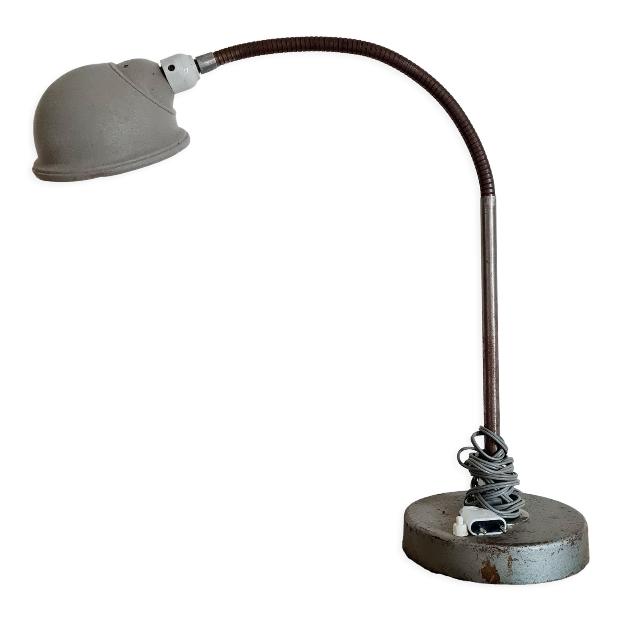 Antique articulated metal workshop lamp