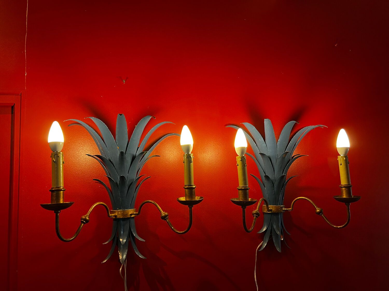 Wall sconces