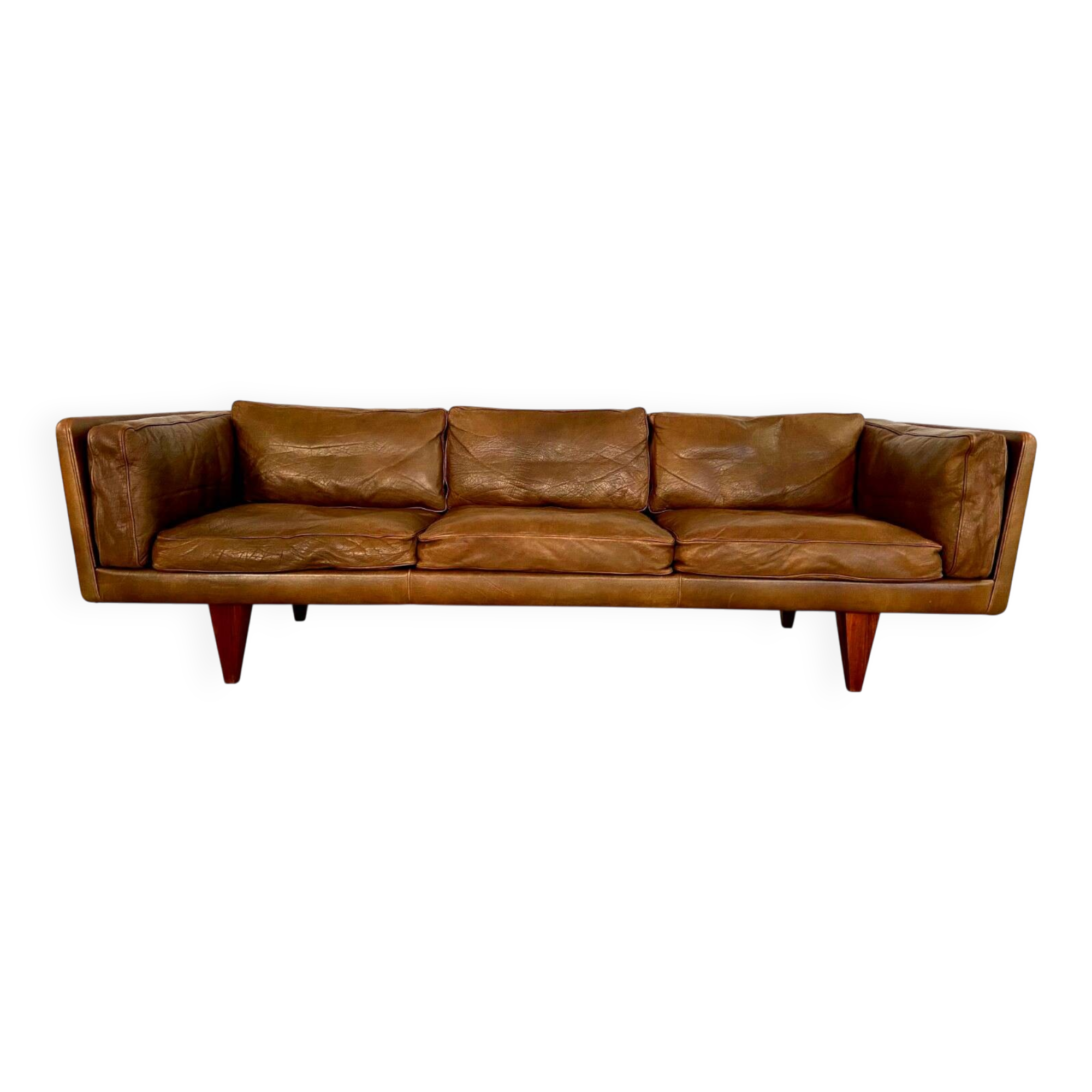 V11 sofa by Illum Wikkelsø for Holger Christiansen, 1960s