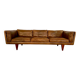 Canapé V11 par Illum Wikkelsø pour Holger Christiansen, 1960