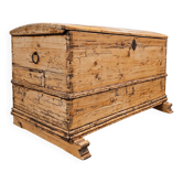 French natural pine blanket chest / 1920s