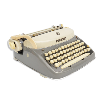 Suitcase typewriter Alpina, Germany 1959