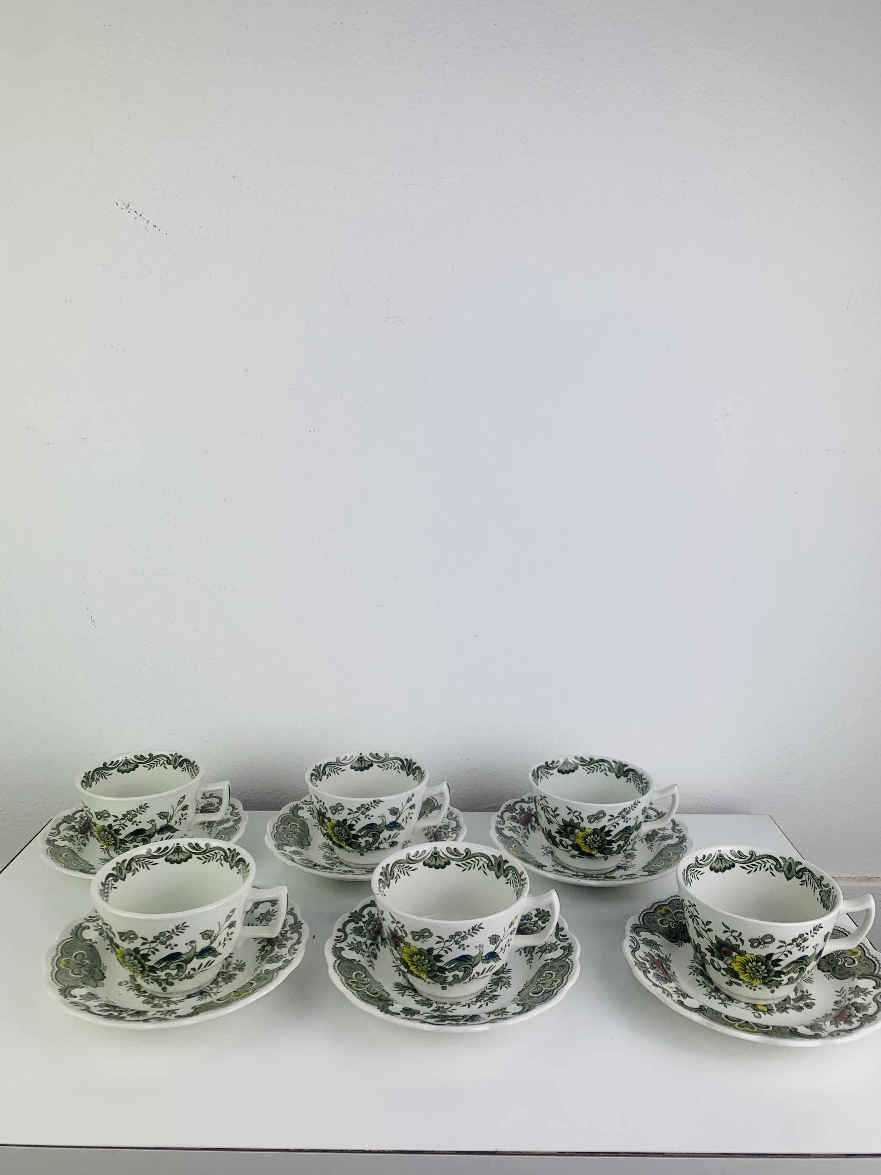 Windsor tea service Ridgway Staffordshire English earthenware, 6 cups