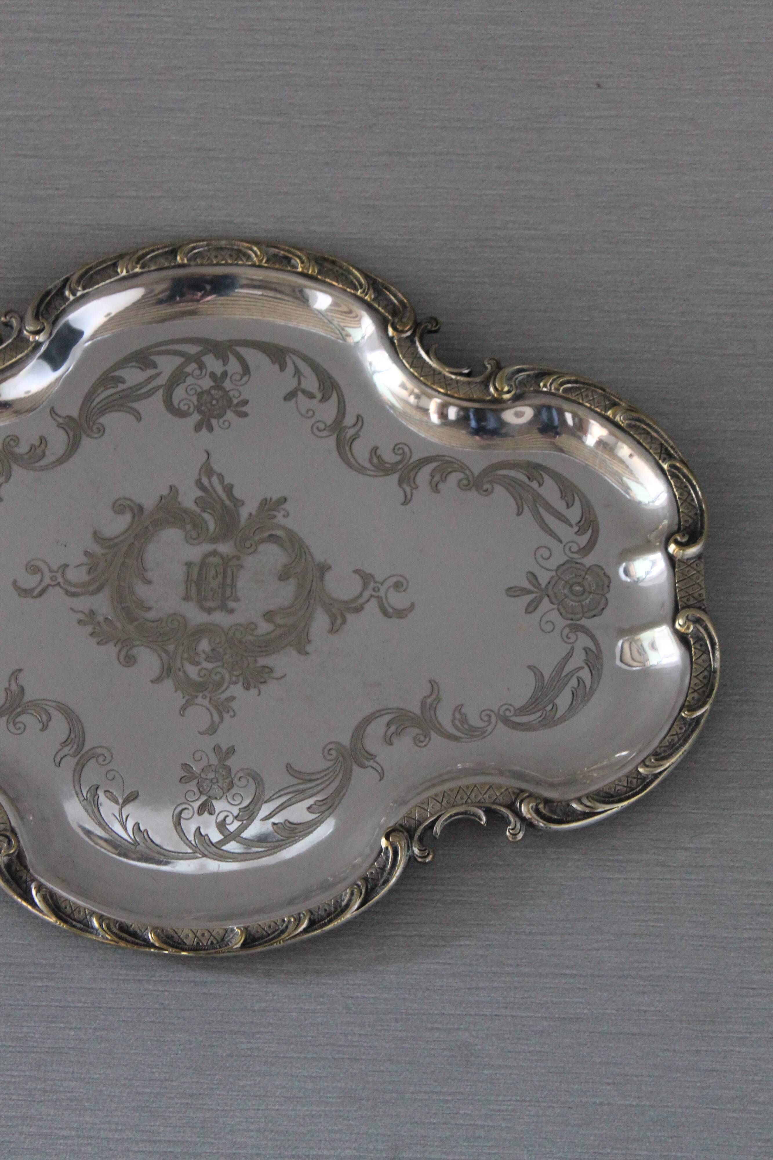 Rose-style silver metal tray - EH monogrammed