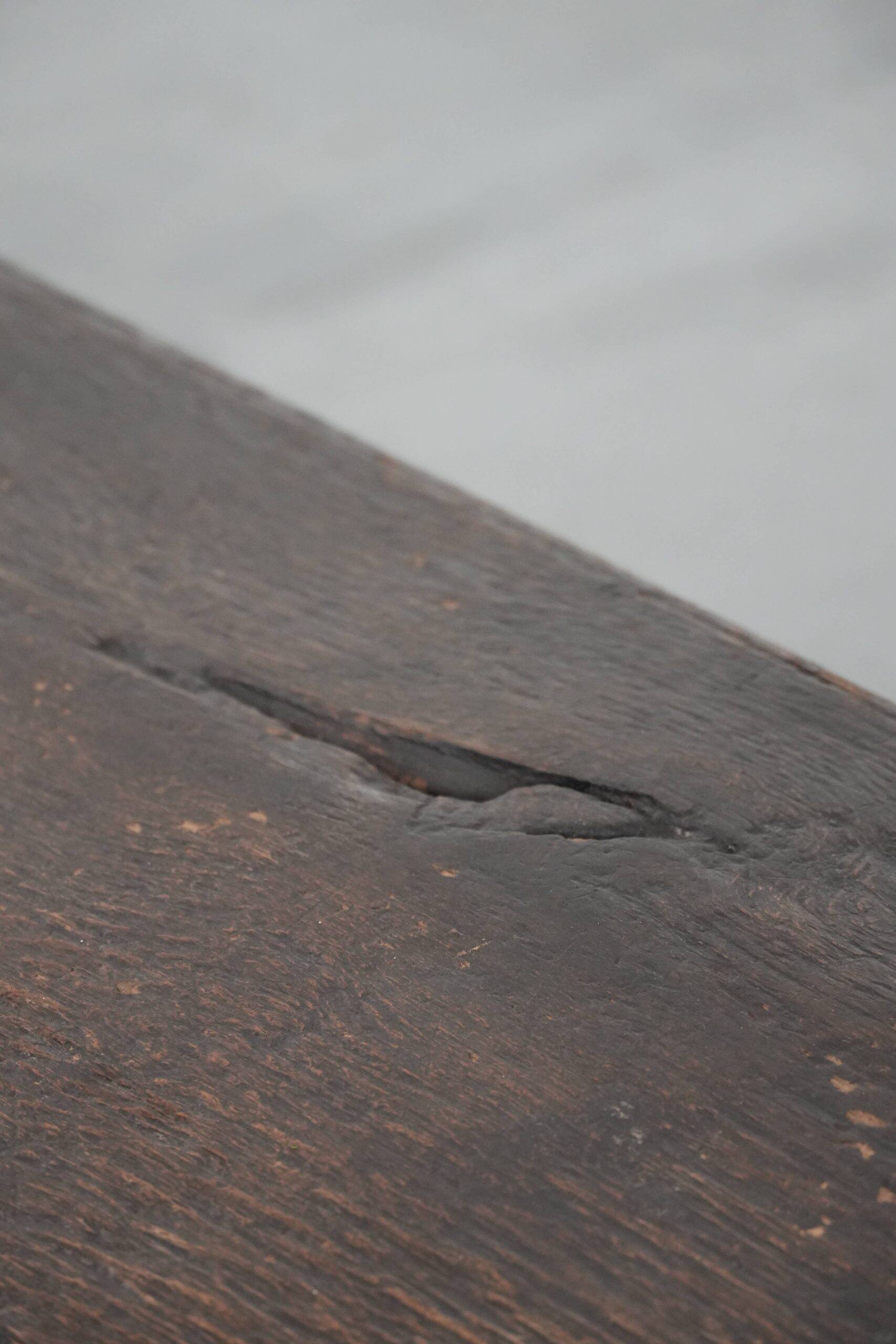 Antique English early 19th century hall bench made of oak