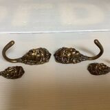 4 lion coat hooks in brass