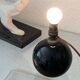 Lampe sphérique, verre opalin noir, Art Déco