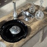 Pair of vintage black glass shell dishes D32 and D26