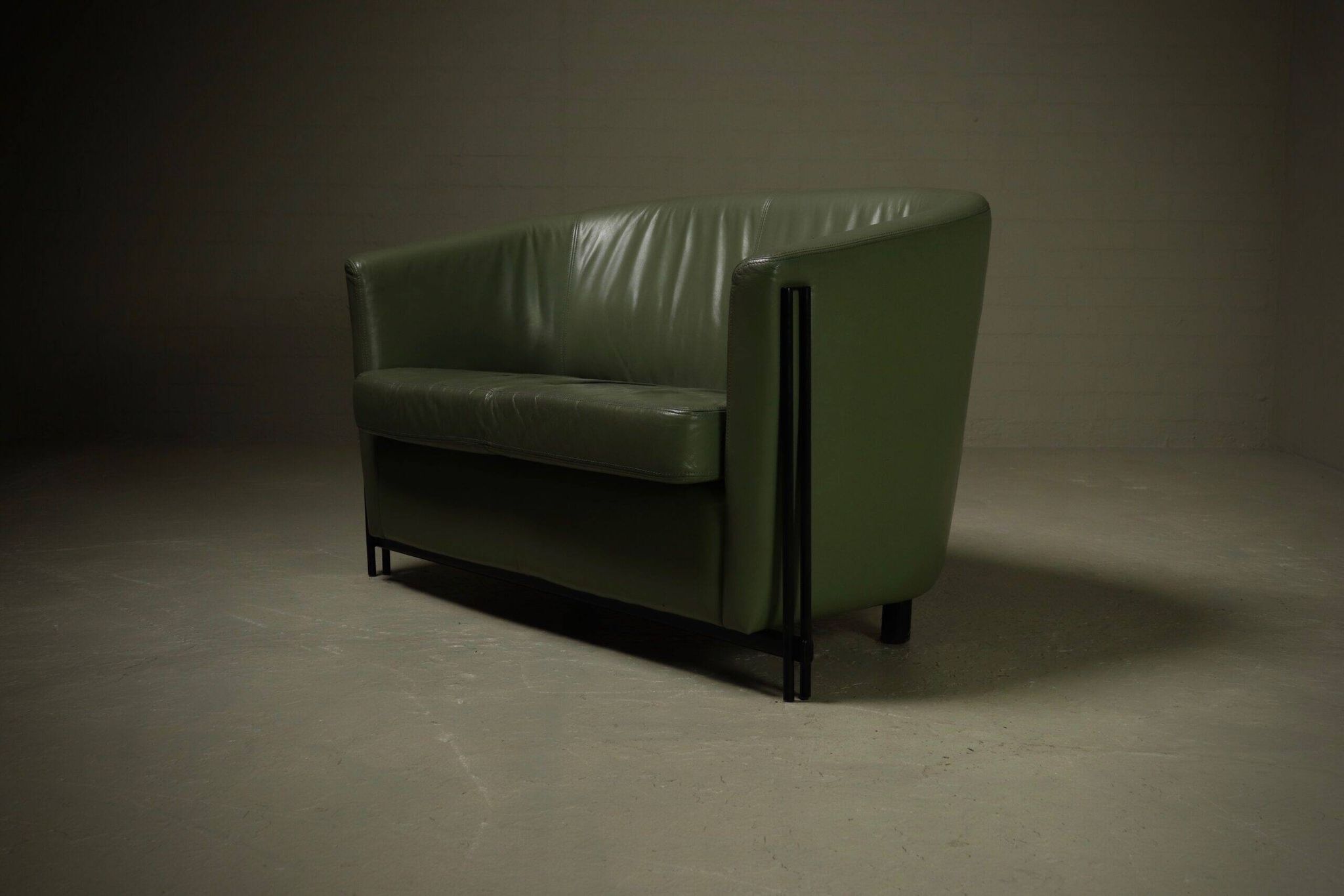 Postmodern leather club sofa by Touche 1980s
