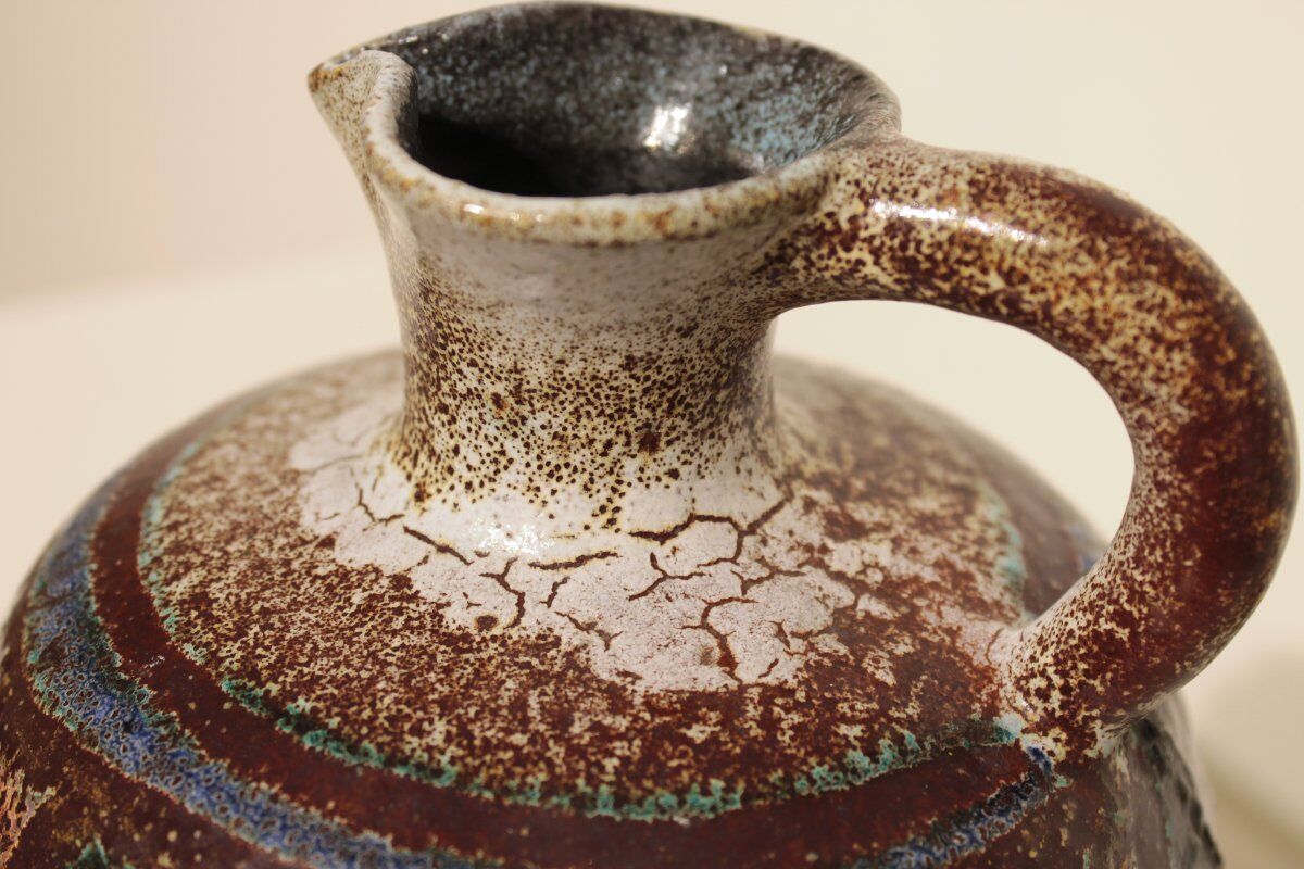 Pichet Pottery from Accolay geometric shapes