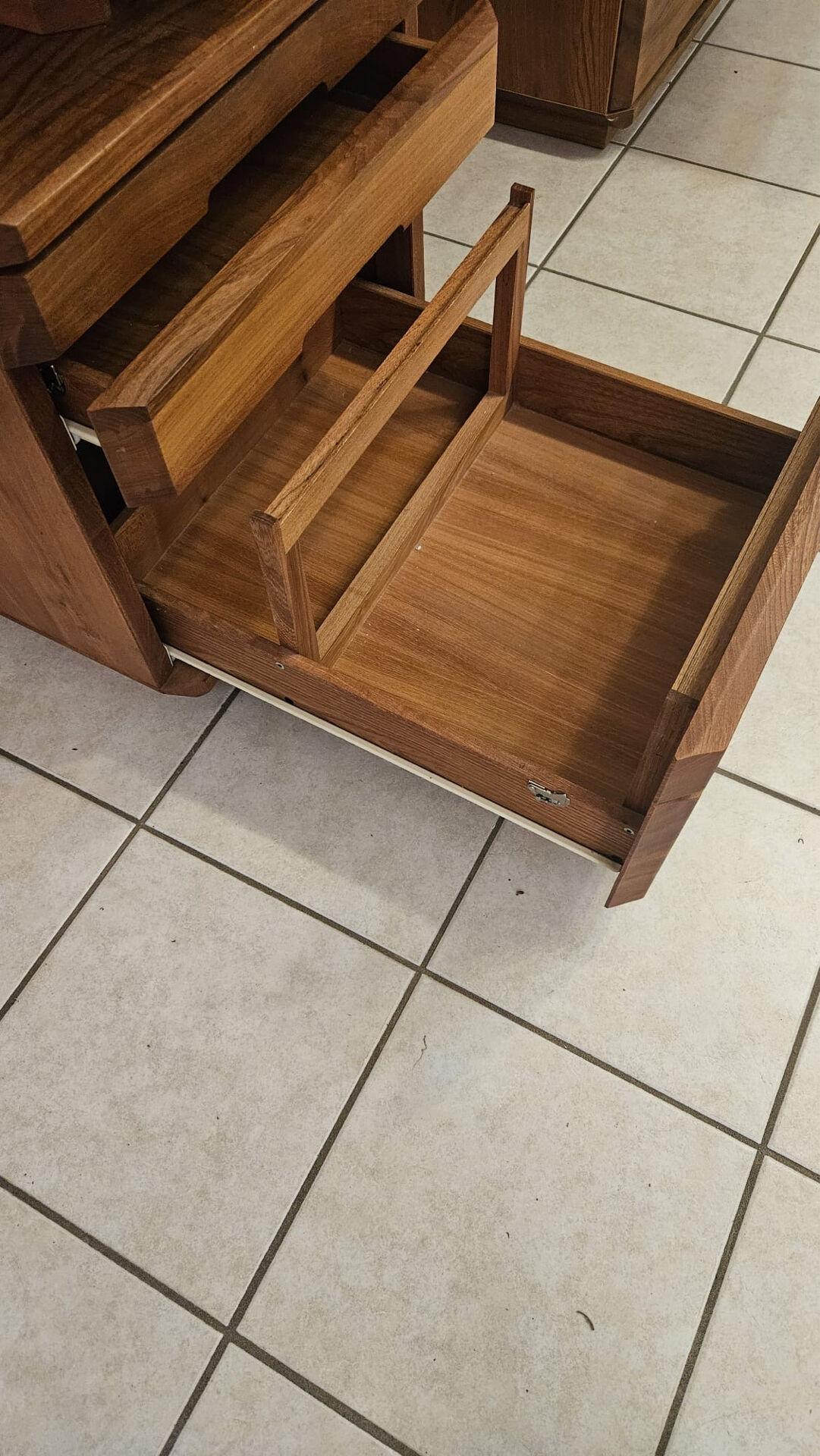 Bureau Pierre Chapo B40