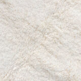Moroccan Berber carpet beni ouarain unbleached plain 347x272cm