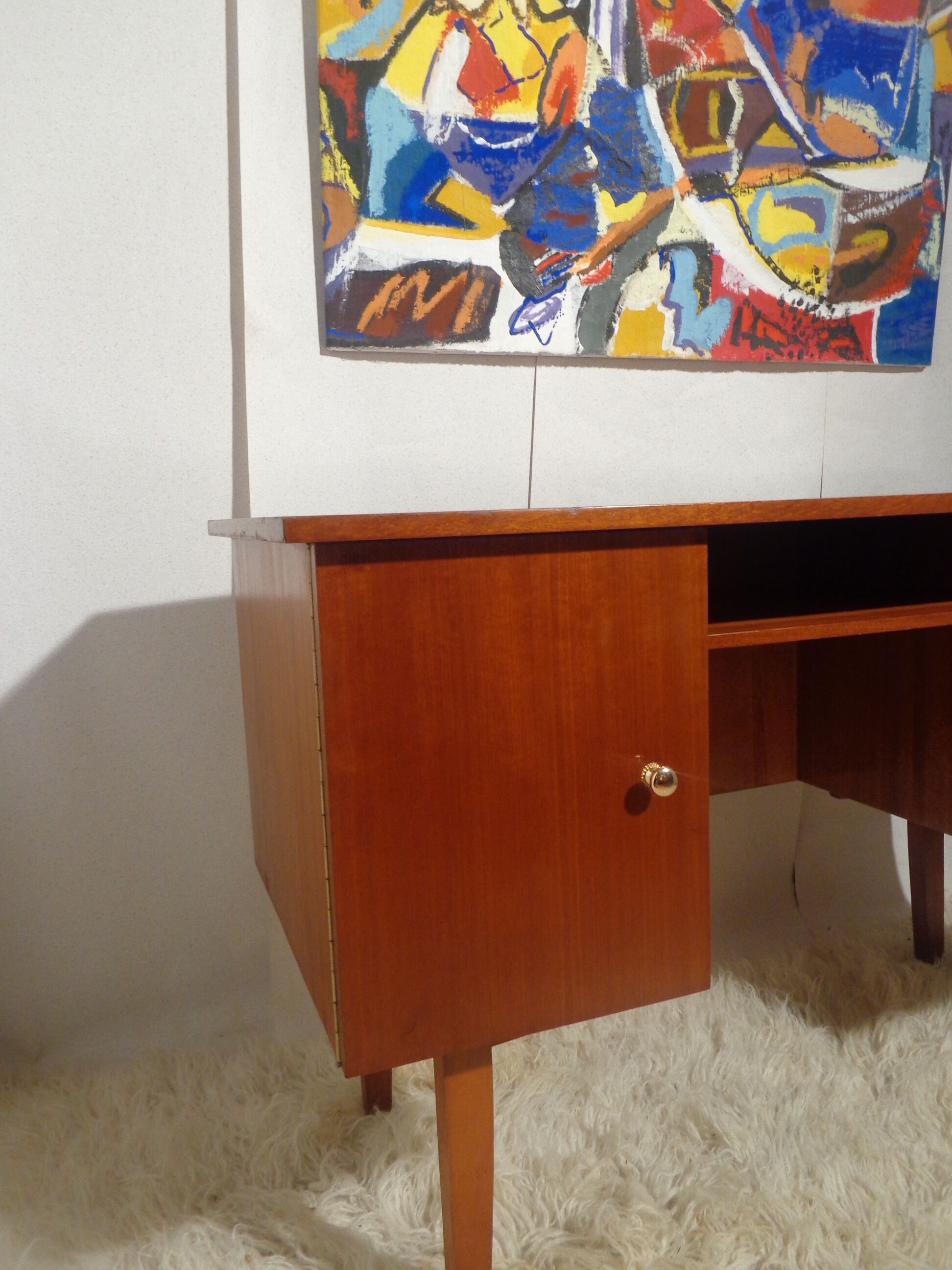 Desk of the 1960s vintage teak