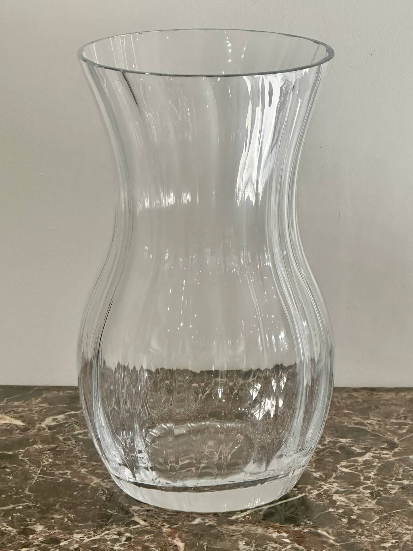 Large baluster vase in fluted crystal from the Daume house, France.