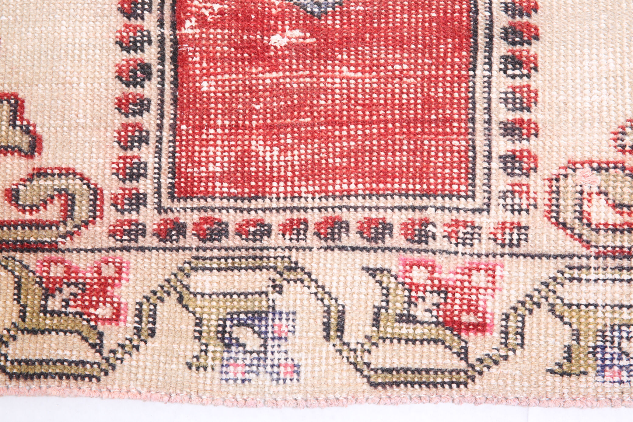 4x7 madallion faded oushak rug, 220x132cm